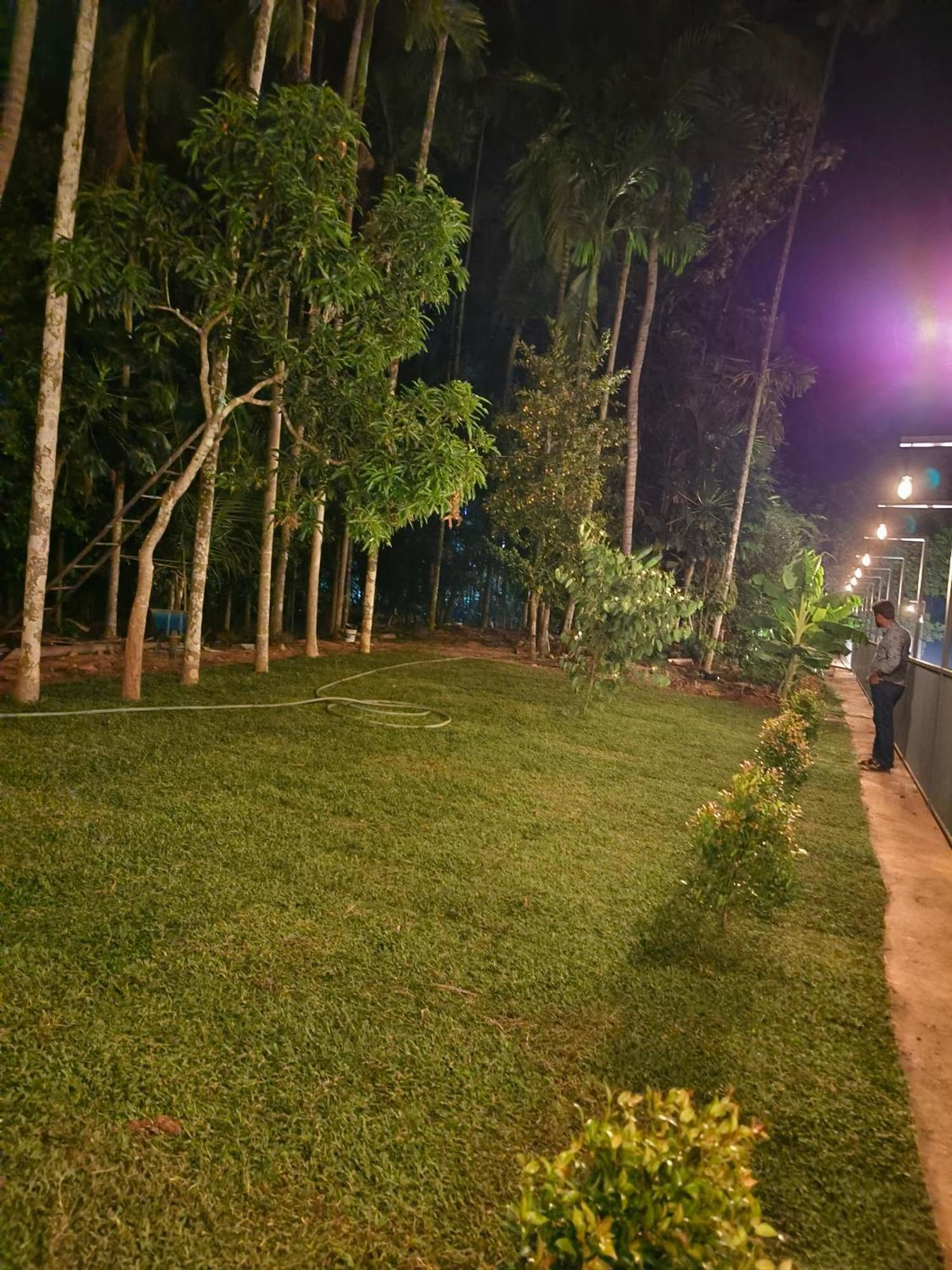 Swasth The Riviera Lovedale Nilambūr Exterior foto